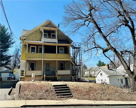 42 Union St, Bristol, CT 06010
