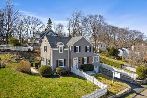 9 Winthrop Ave, Norwalk, CT 06851