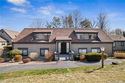 304 Heritage Vlg #C, Southbury, CT 06488