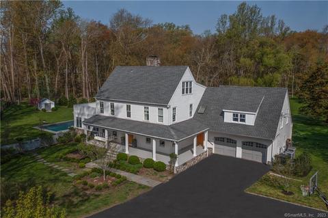 60 Center St, Westport, CT 06880
