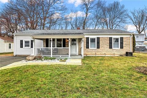 26 Fairview St, Ansonia, CT 06401