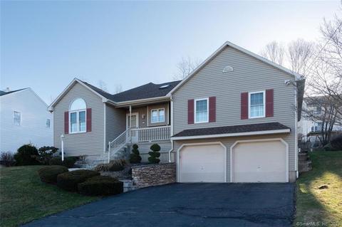 49 Ridgeland Dr, Waterbury, CT 06708