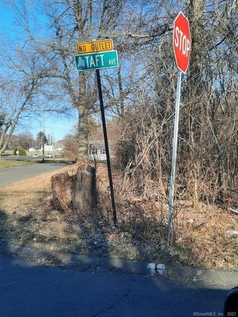 41 Taft Ave, Bloomfield, CT 06002 photo 1