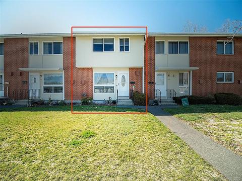 207 Centerbrook Rd #207, Hamden, CT 06518