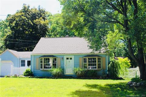 5 Edward St, Enfield, CT 06082