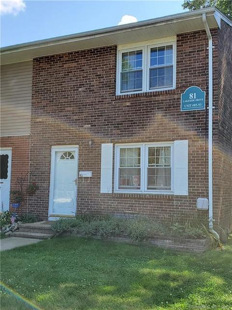 81 Lakeside Dr #93, Bristol, CT 06010