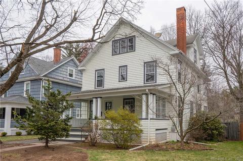 36 Walkley Rd, West Hartford, CT 06119