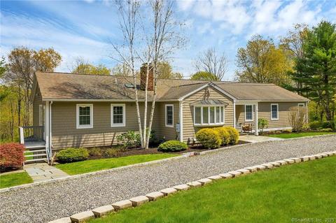 49 White Birch Rd, Redding, CT 06896