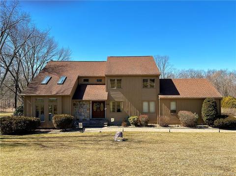 226 Rye St, East Windsor, CT 06016