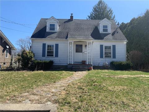 40 Selden St, Windham, CT 06226