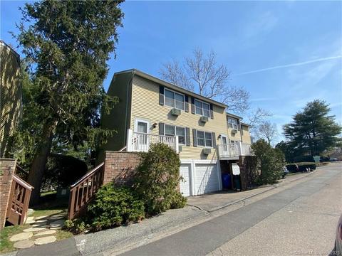 12 Camelot Dr #E1, Norwalk, CT 06850