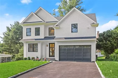 65 Gorham Rd, Fairfield, CT 06824