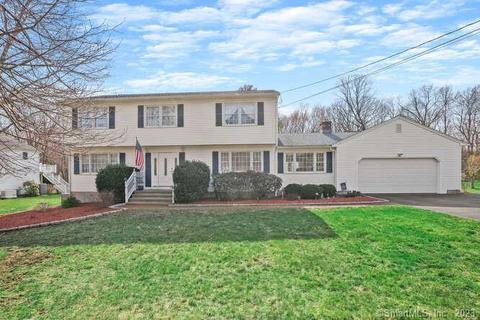 21 Wendover Rd, Trumbull, CT 06611