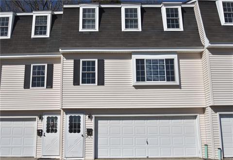 2 Westchester Hls #B, Colchester, CT 06415