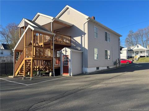 7 Auburn St, Danbury, CT 06810