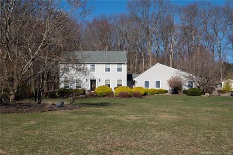49 Heritage Dr, Prospect, CT 06712