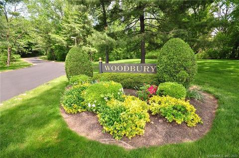 15 Woodbury Ln #15, West Hartford, CT 06117