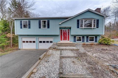 107 Chamberlain St, Torrington, CT 06790