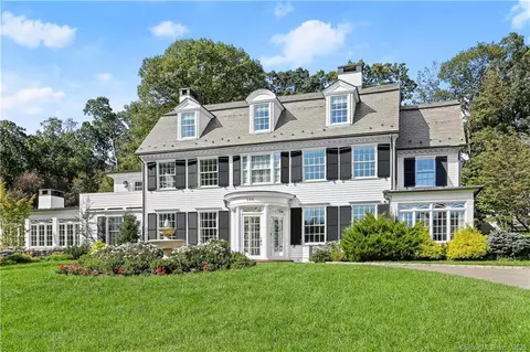 340 Collingwood Ave, Fairfield, CT 06825