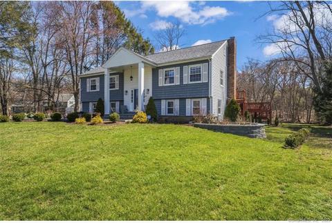 51 Loughran Ave, Stamford, CT 06902