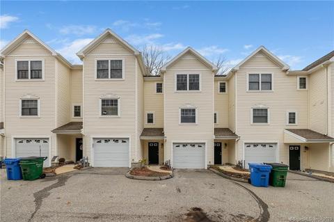 160 Summit St #160, Norwich, CT 06360