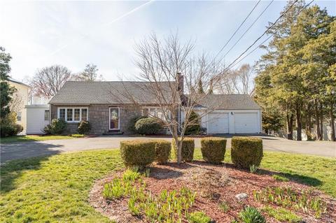 1560 Ridge Rd, North Haven, CT 06473