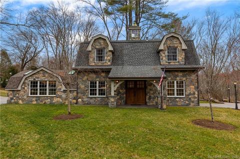 144 Saybrook Rd, Essex, CT 06426