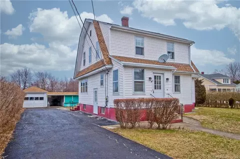 43 Knipfer Ave, Easthampton, MA 01027