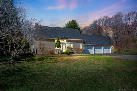 1437 Tuttle Ave, Wallingford, CT 06492