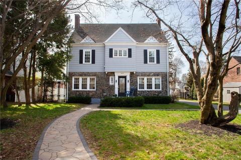 2037 Boulevard, West Hartford, CT 06107