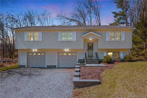 117 Nutmeg Dr, Torrington, CT 06790