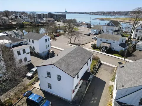 9 Goodrow St, Norwalk, CT 06855