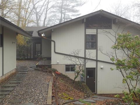 183 Carpenter Ave, Meriden, CT 06450