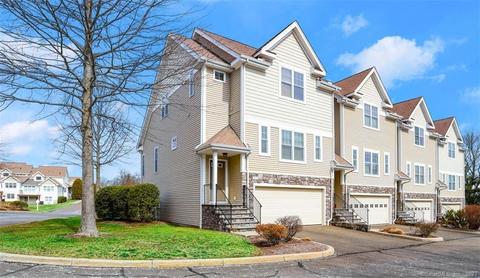 2 Ashwood Cir, Shelton, CT 06484