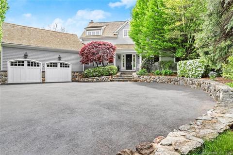 11 Burnham Hl, Westport, CT 06880