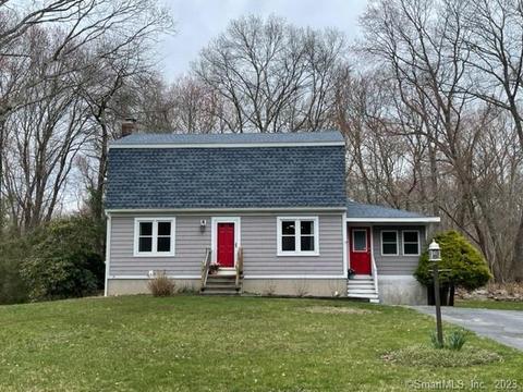 7 Wildwood Dr, East Lyme, CT 06357