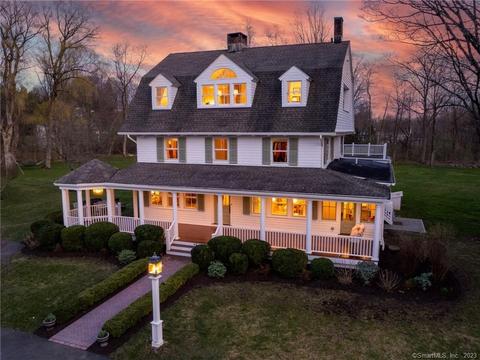 45 Peaceable St, Ridgefield, CT 06877