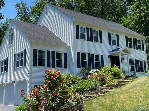 2 Hunting Rdg, Hamden, CT 06518