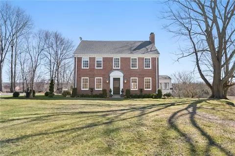 616 Poquonock Ave, Windsor, CT 06095