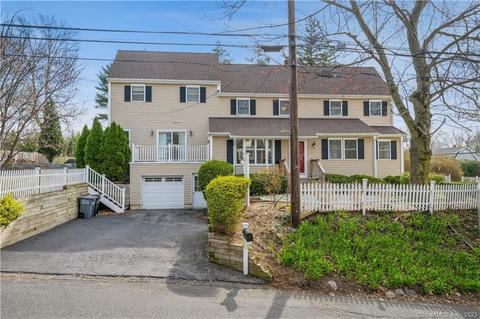 25 Ridgeley St, Darien, CT 06820
