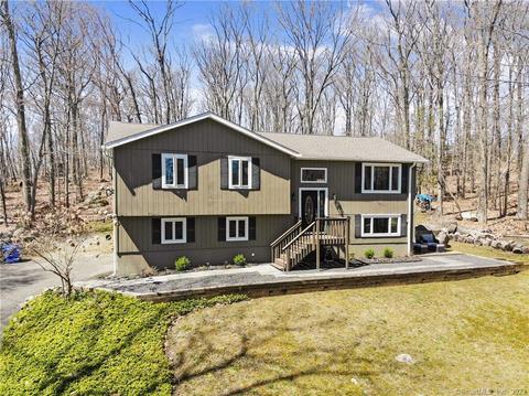 6 Old Bridge East Rd, New Fairfield, CT 06812