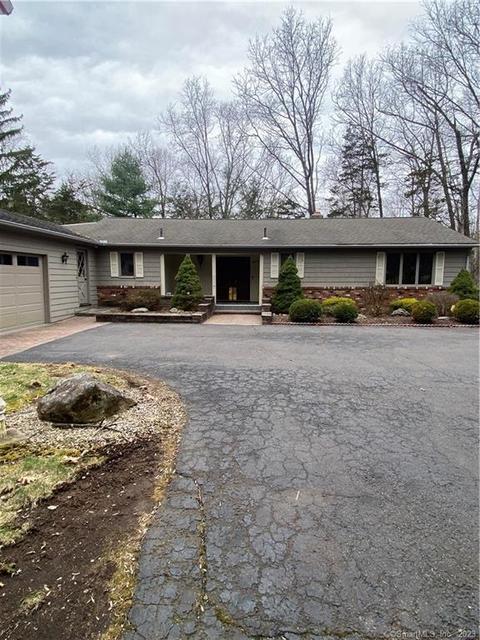 1237 Woodruff St, Southington, CT 06489