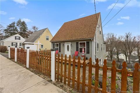 45 New Hanover Ave, Meriden, CT 06451