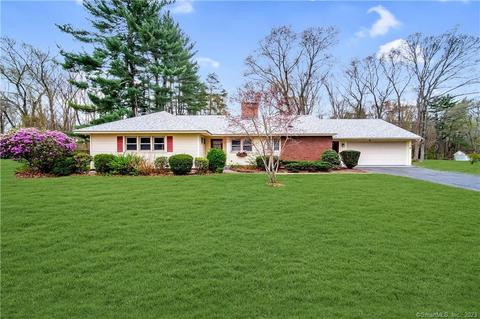 50 Edgerton St, East Hampton, CT 06424