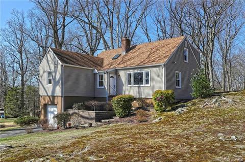 820 Indian Hill Rd, Orange, CT 06477