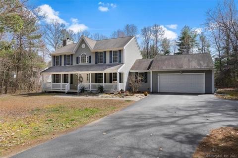39 South St, Brooklyn, CT 06234
