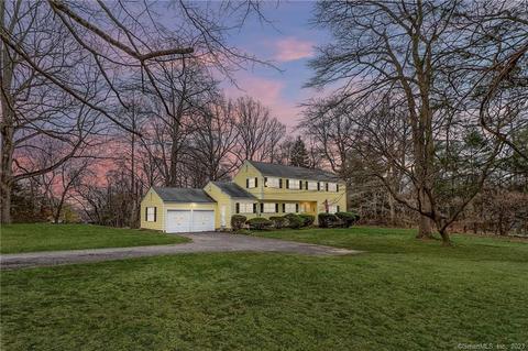 148 E Rocks Rd, Norwalk, CT 06851