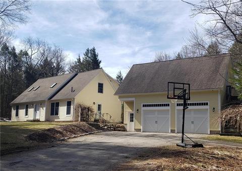 122 Riverton Rd, Riverton, CT 06065