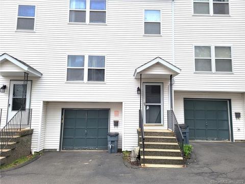 22 Virginia Ave #2, Danbury, CT 06810