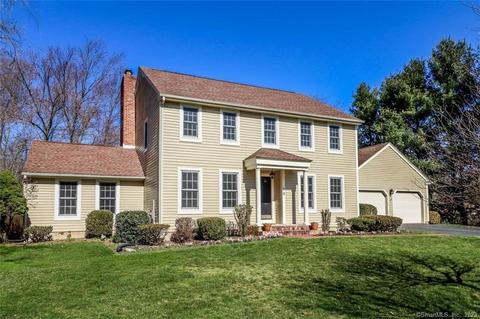 30 Pine Brook Ct, Cheshire, CT 06410